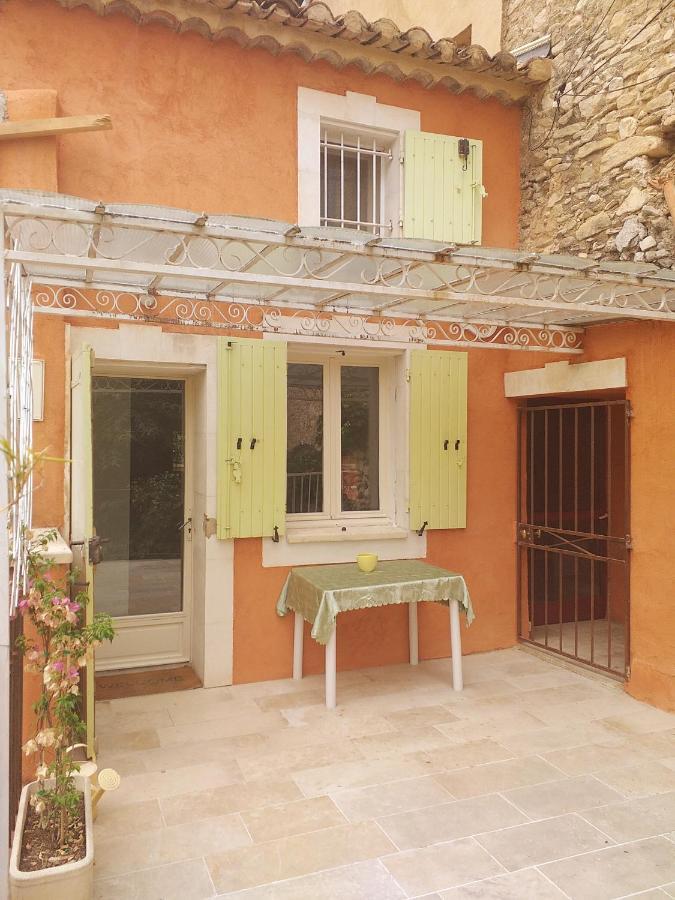 Maison Au Coeur De Fontaine De Vaucluse, Nichee Sur Le Rocher Et Surplombant La Sorgue Екстер'єр фото